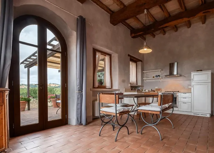 Casale Poggio Rocco *